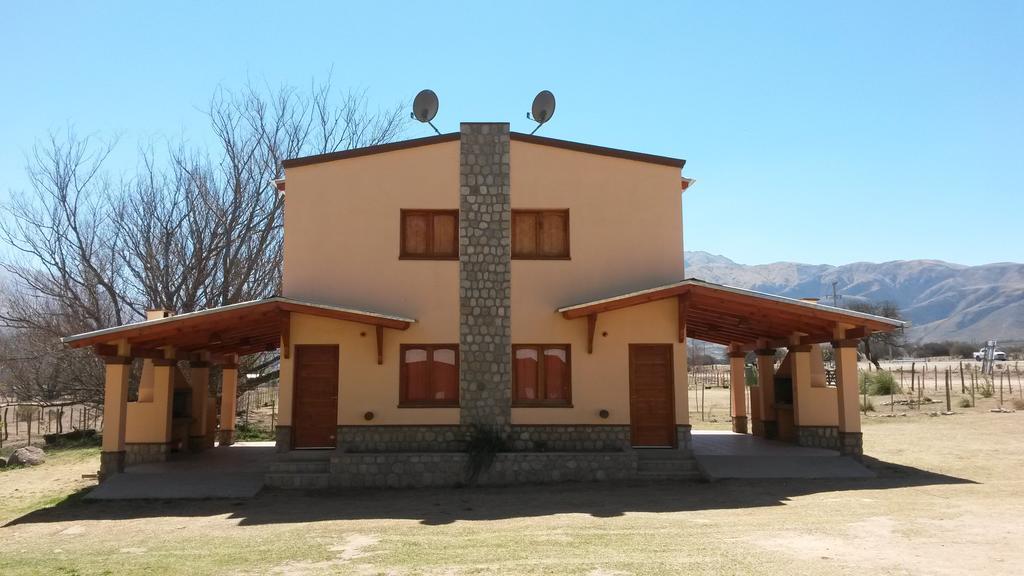 Cabanas Jacy Tafí del Valle エクステリア 写真